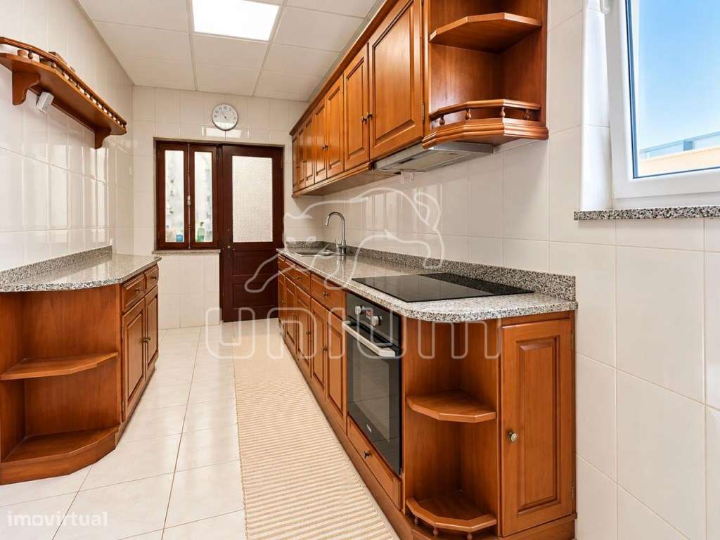 Moradia T3 com logradouro e garagem-5