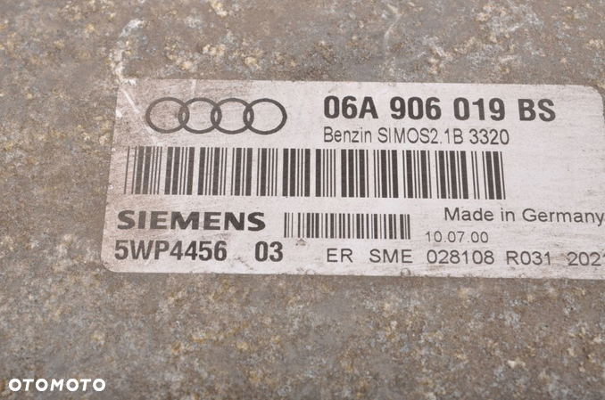 AUDI A3 1.6 101KM STEROWNIK SILNIKA 06A906019BS - 4