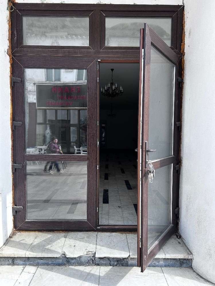 Spațiu Comercial de 400 mp în Craiova – Centrul Vechi Lipscani - Imagine principală: 4/13