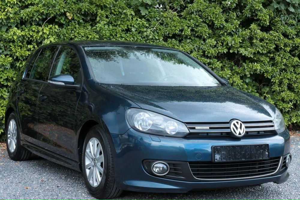 Volkswagen Golf 1.6 TDI DPF Comfortline 2010