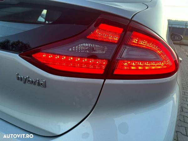 Hyundai IONIQ Hybrid 1.6 GDI Premium - 22