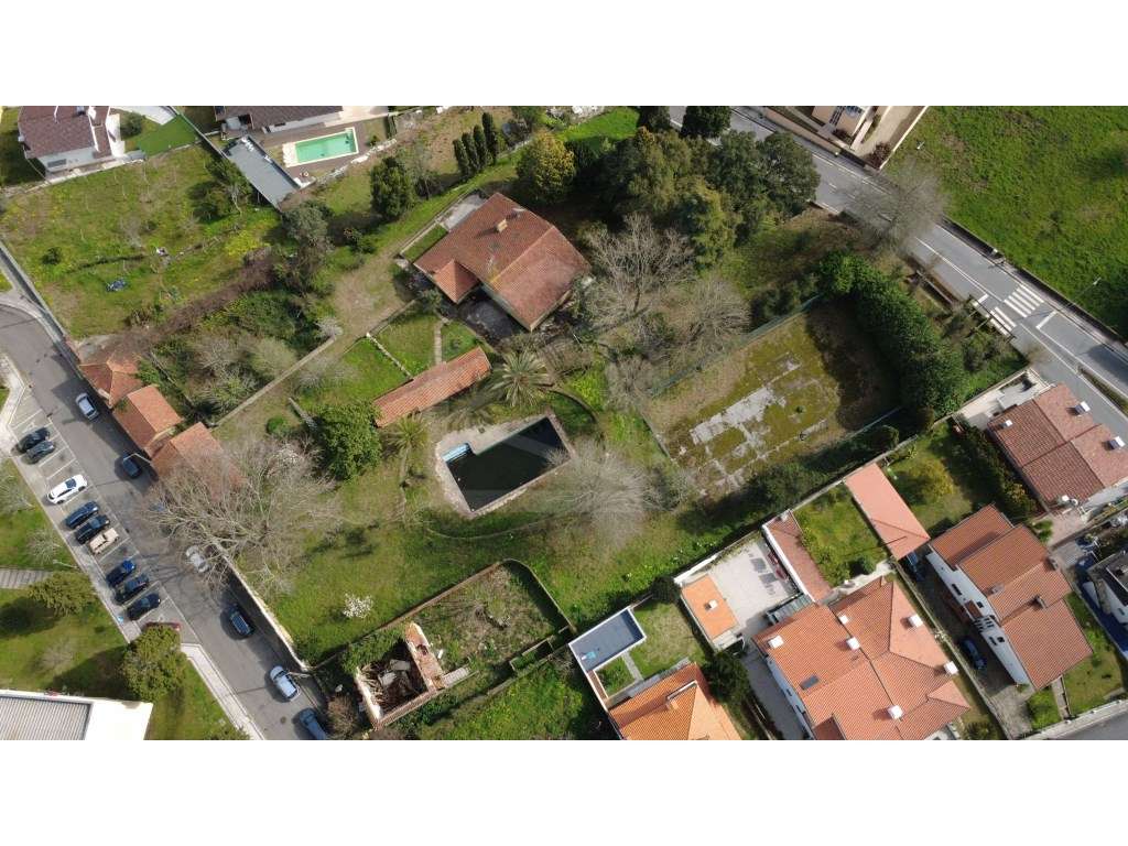 Moradia em São João da Madeira-10