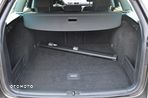 Volkswagen Passat Variant 2.0 TDI BlueMotion Technology DPF Highline - 24