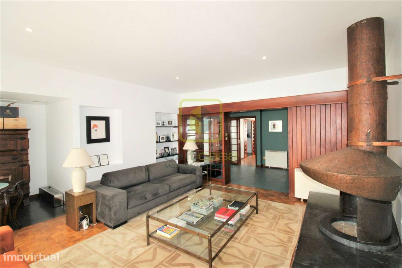 Apartamento T5 Duplex - Grande imagem: 2/34