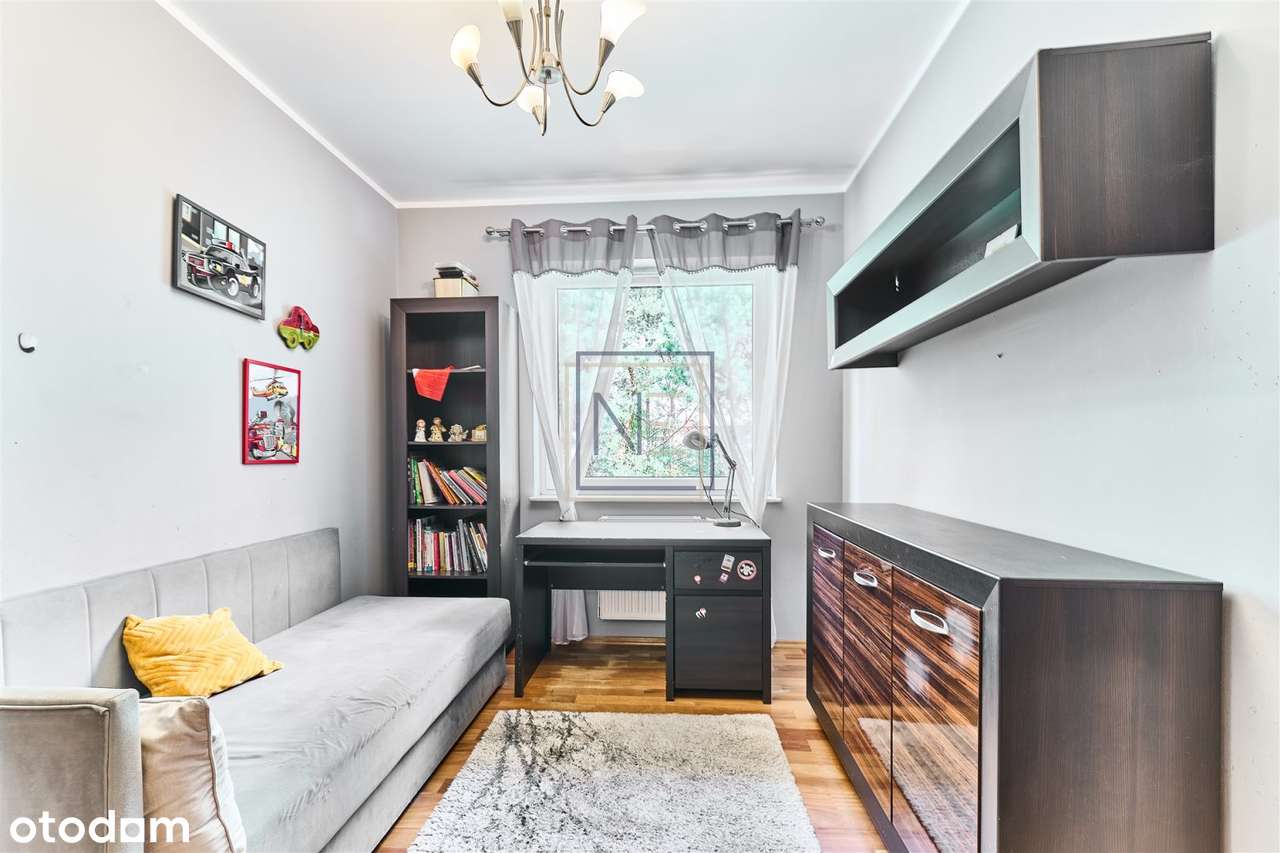 Rozkłądowe M4 z widokiem na las. Osowa Góra-5