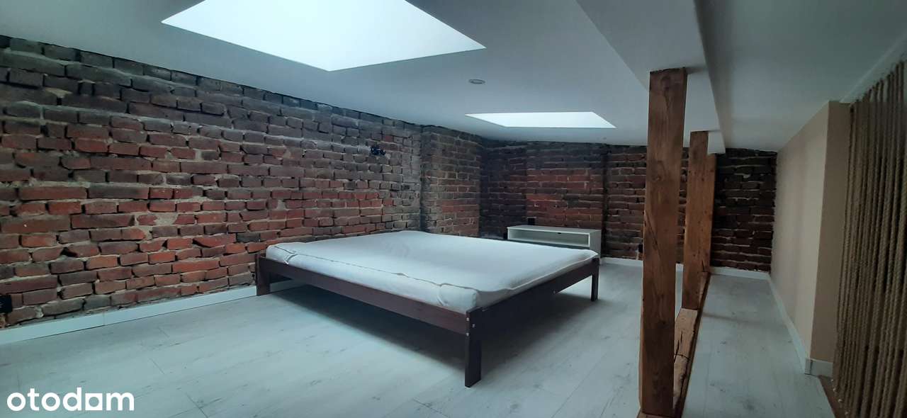 Okolice Politechniki Kawalerka z antresolą i miejscem parkingowym-13