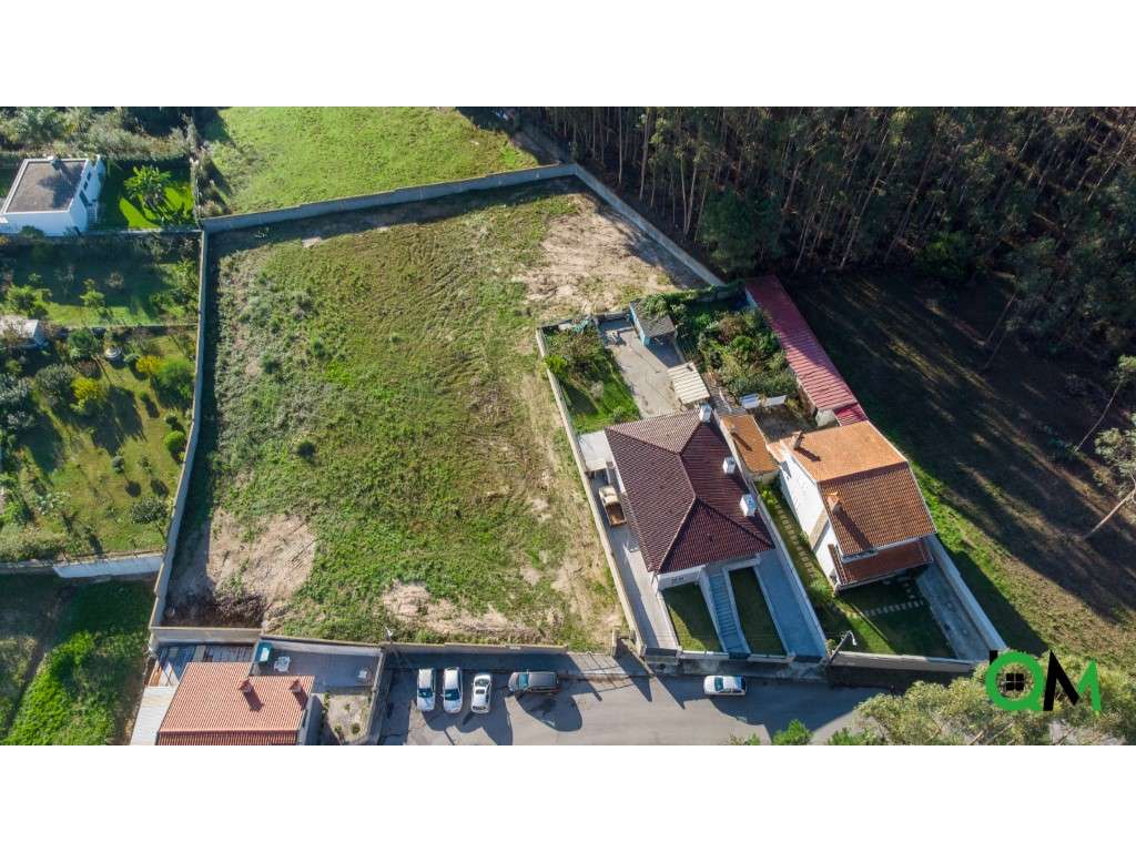 Terreno de 3200m² com projeto aprovado para moradia e anexos em São...-8