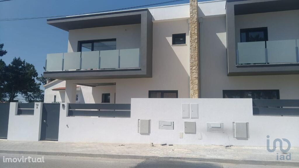 Casa / Villa T4 em Setúbal de 285,00 m2