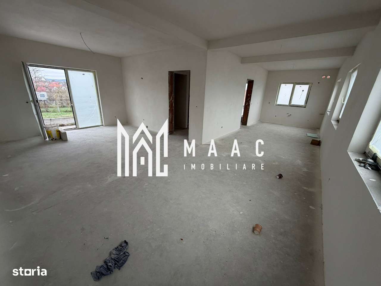 Casă Tip Duplex | 4 Camere | 2 Balcoane | Terasă | Șura Mică-3