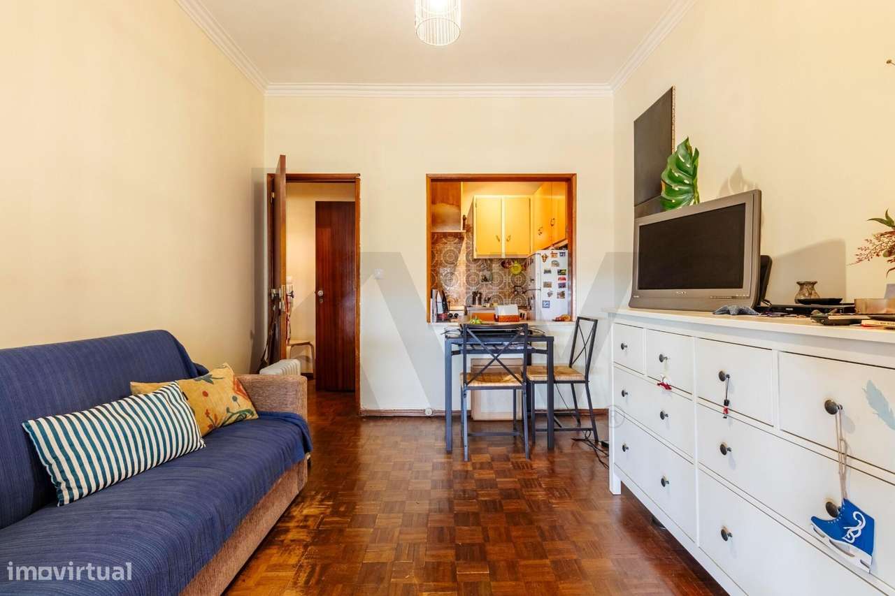 T1 para Venda em Rio de Mouro | Próximo da Estação e Serviços-5