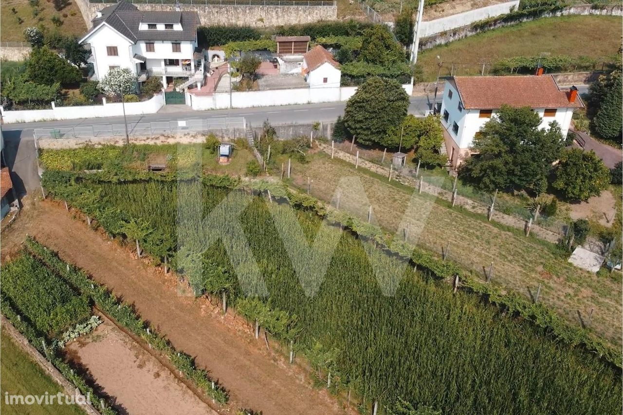 TERRENO PARA CONSTRUÇÃO EM OSSELA, OLIVEIRA DE AZEMÉIS