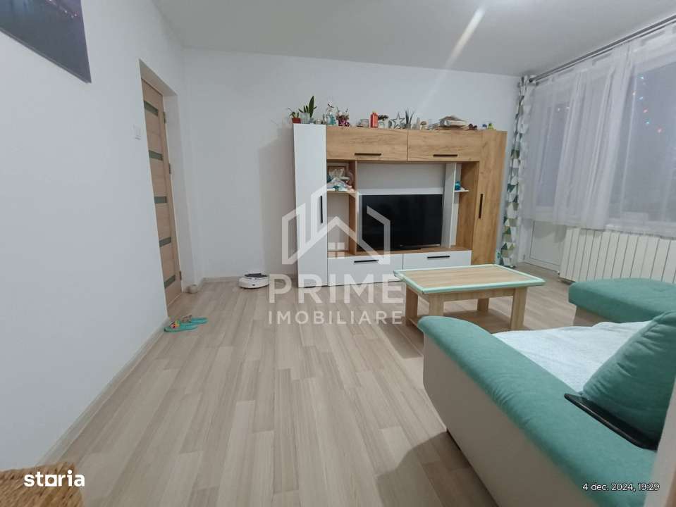 DE VANZARE - Aparatament cu 3 camere, 60 mp, etaj 3/4 - CUGIR - Imagine principală: 1/6