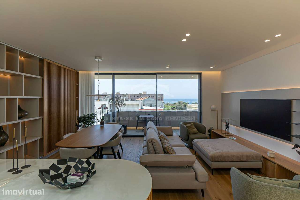 T3, Último Piso, com Varanda de 25 m² e Garagem - Grande imagem: 5/19