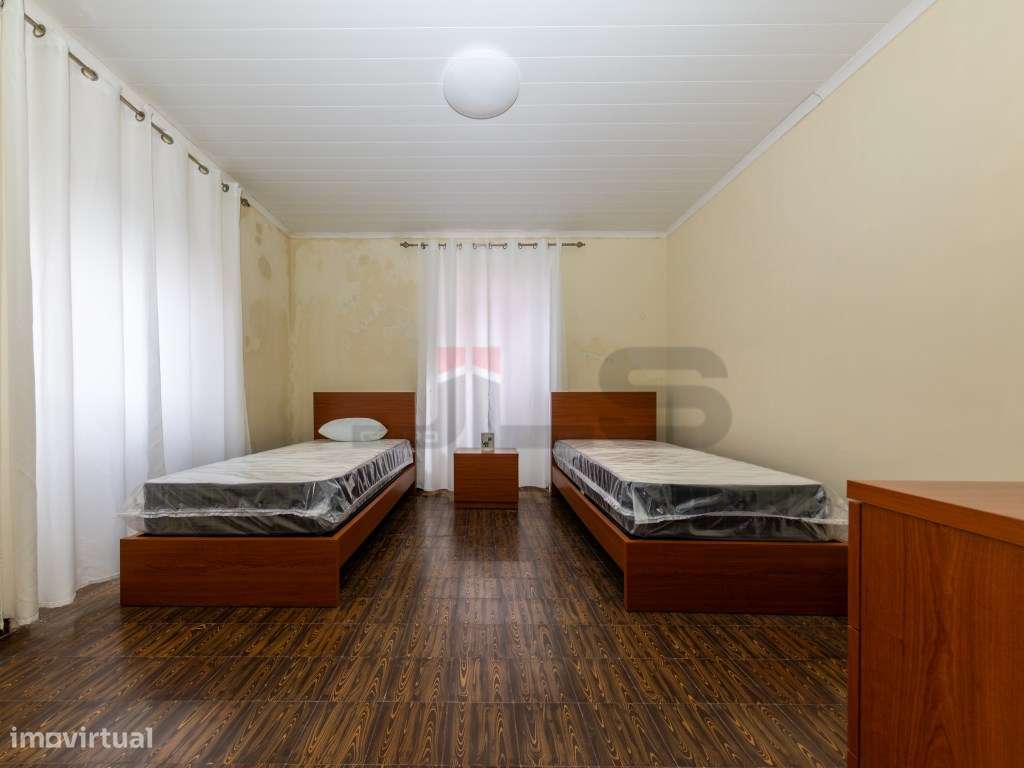 Moradia T3 com Terreno de 1.180 m² - Potencial de Investimento nos ...-14