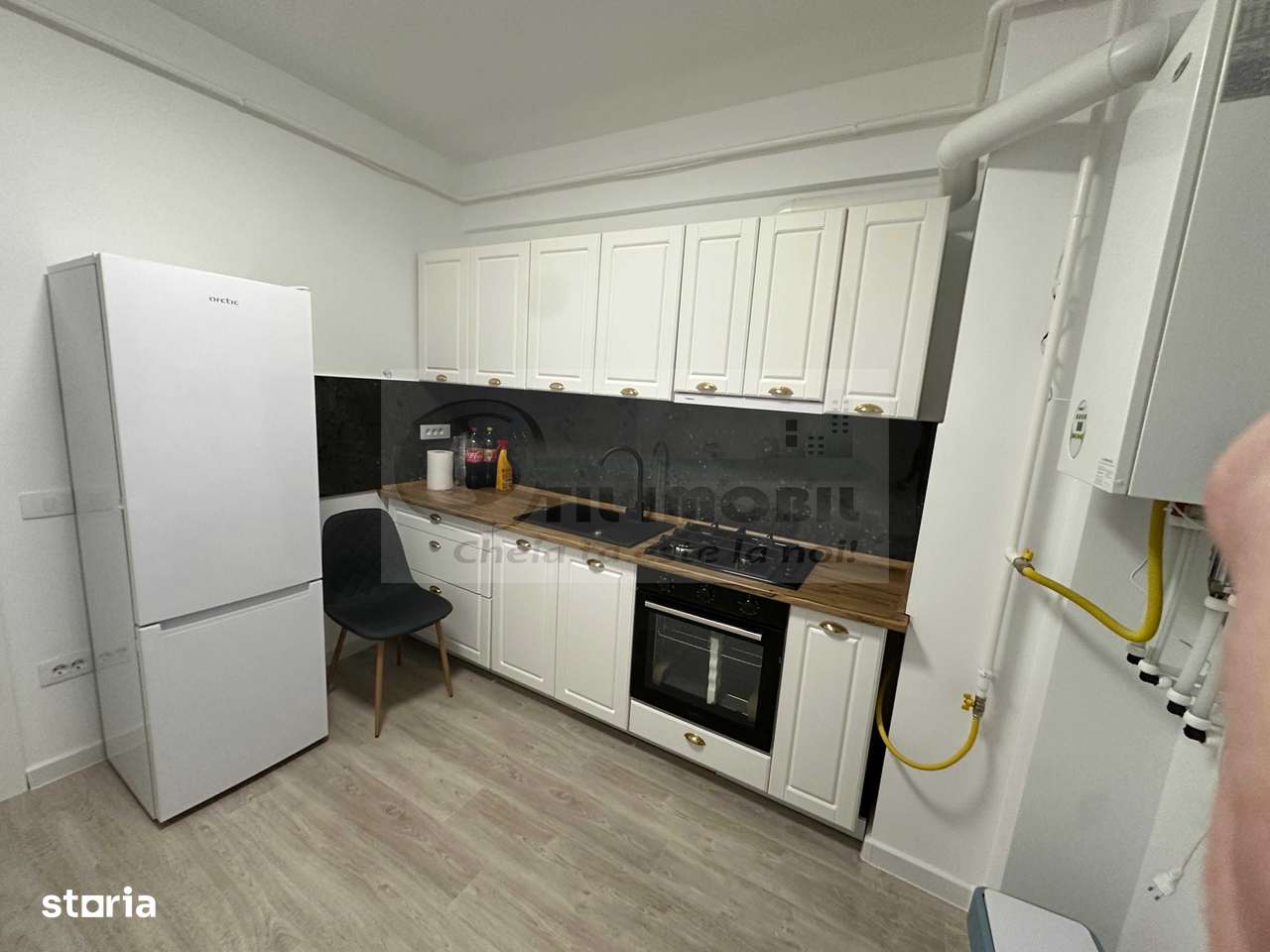 Apartament 1 cameră decomandat – Cartier Vișoianu, Lunca Cetățuii - Imagine principală: 4/7