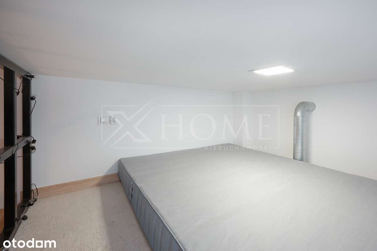 kawalerka przy Manu, front, antresola-7