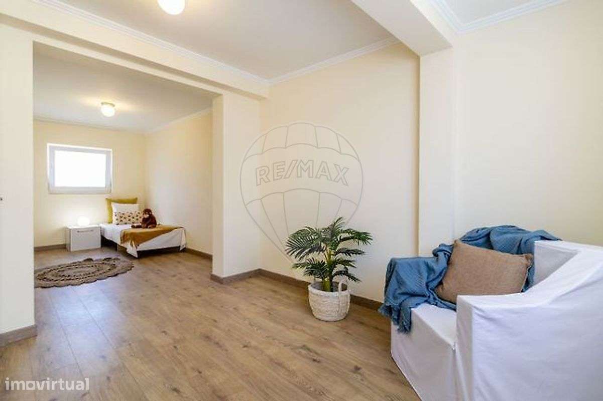 Moradia T2 para venda-8