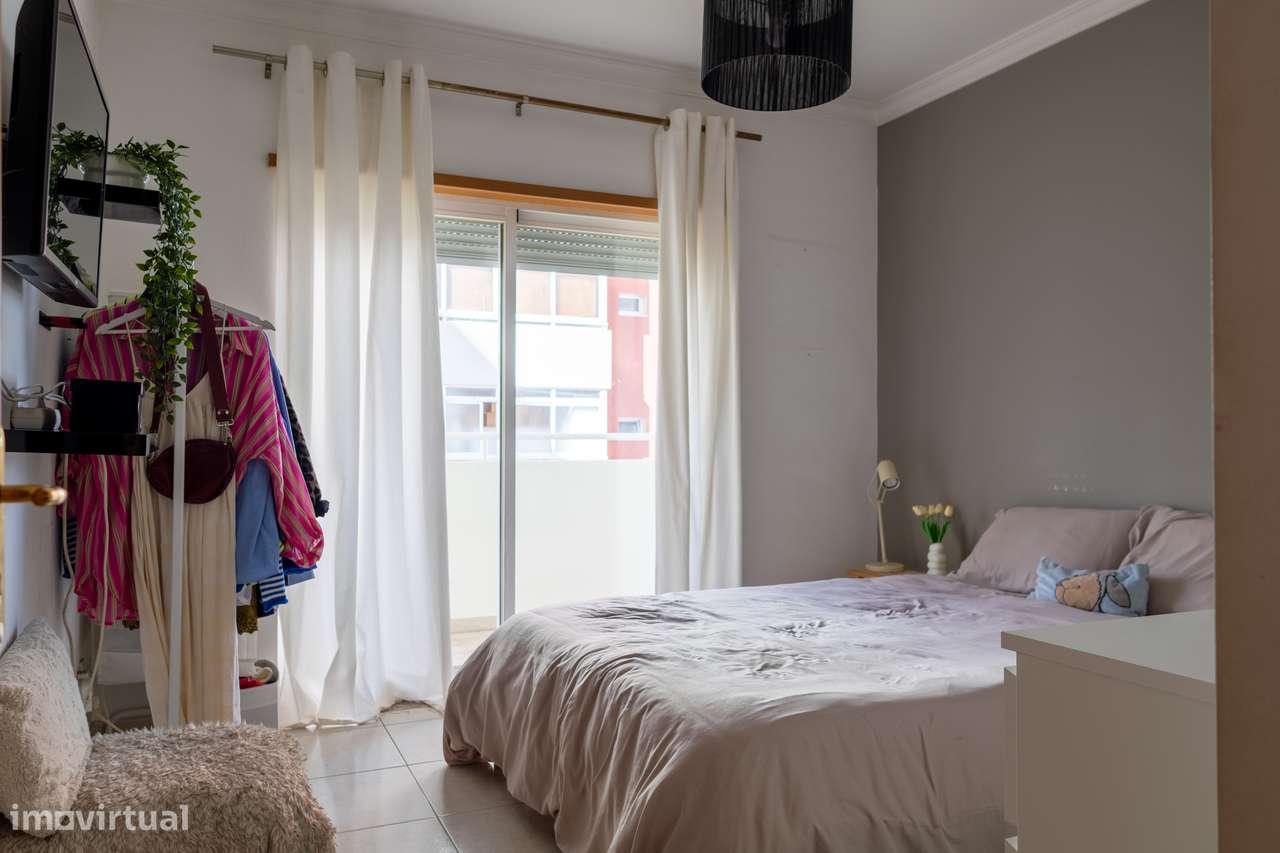 Apartamento T2 na Urbanização da Raminha em Portimão!-24