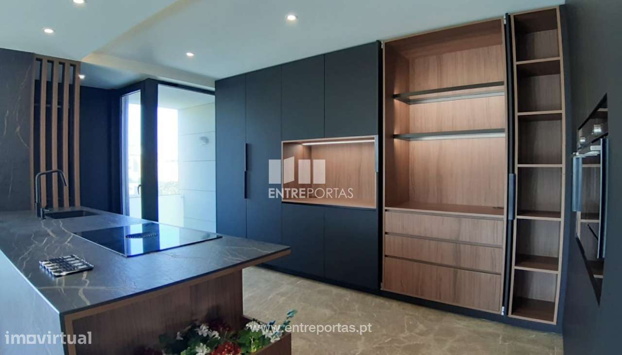 Venda de fantástico Apartamento T4 no centro de Vila do Conde - Grande imagem: 4/19