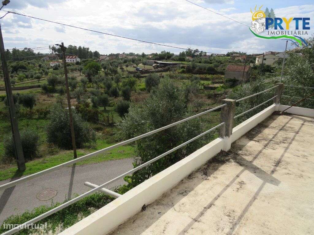 Moradia T3 situada em Outeiro da Lagoa, a apenas 5 minutos da Sertã-36