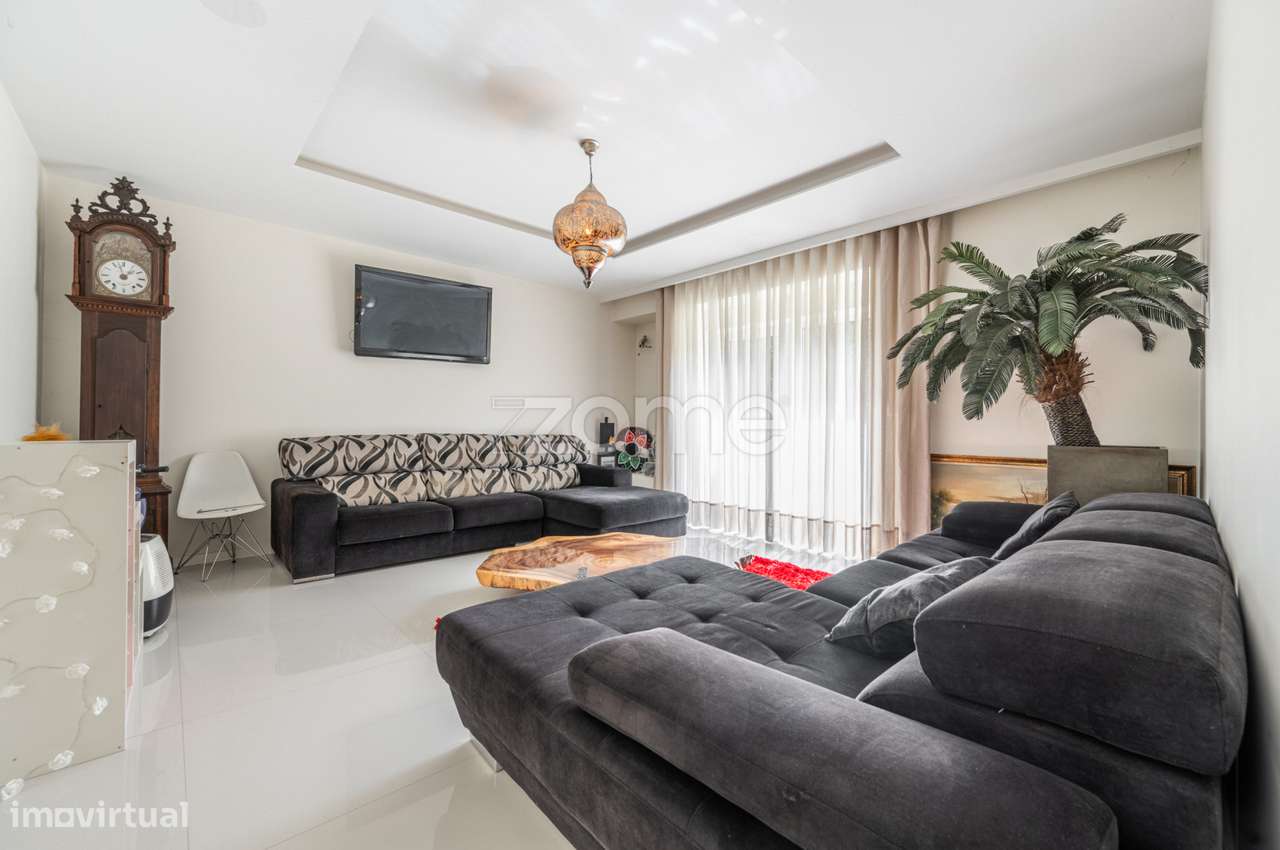 Moradia T3 com piscina e jardim na Maia - Grande imagem: 1/33