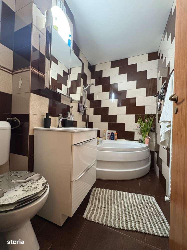 2 camere Zona Boul Rosu / Centrul Vechi - Imagine principală: 5/8