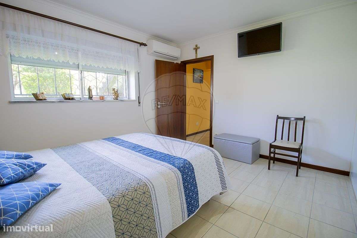 Moradia T6 para venda-32