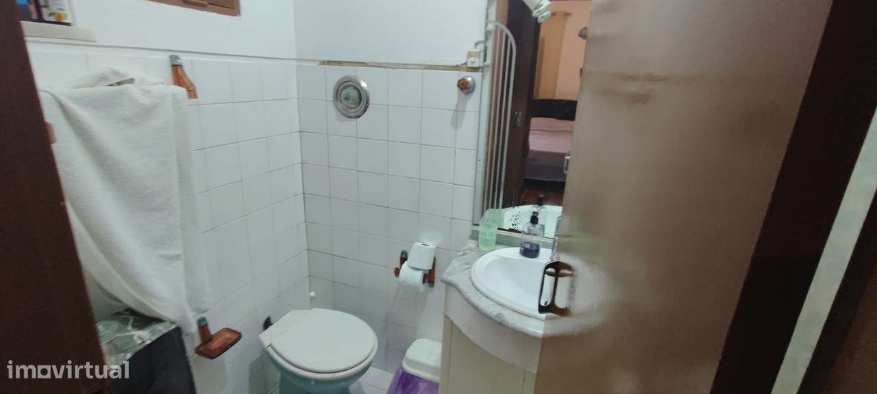 Casa de Habitação com Grande Terreno a 9 minutos da Figueira-16