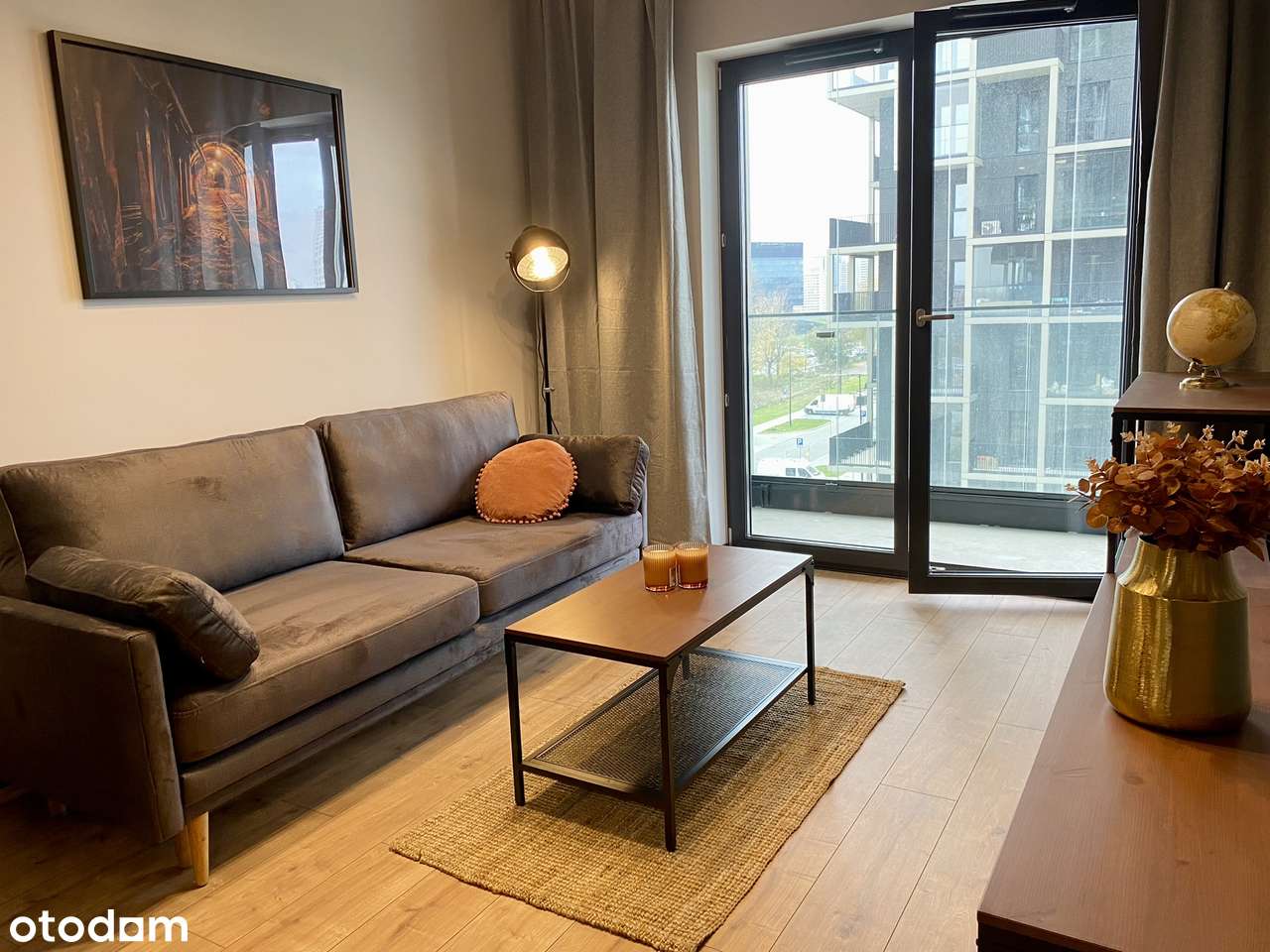 Komfortowy apartament 2-pokojowy z balkonem | Pierwsza Dzielnica |