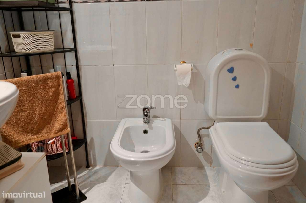 Apartamento T3 - Vale Mourão-15