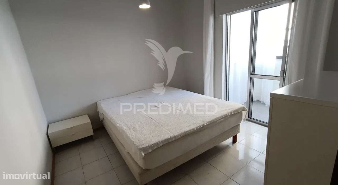 Apartamento T1 com Varanda Fechada junto ao Bonfim – Setúbal-12