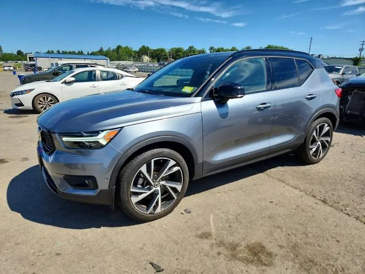 Volvo XC40 T5 AWD R-Design 2018