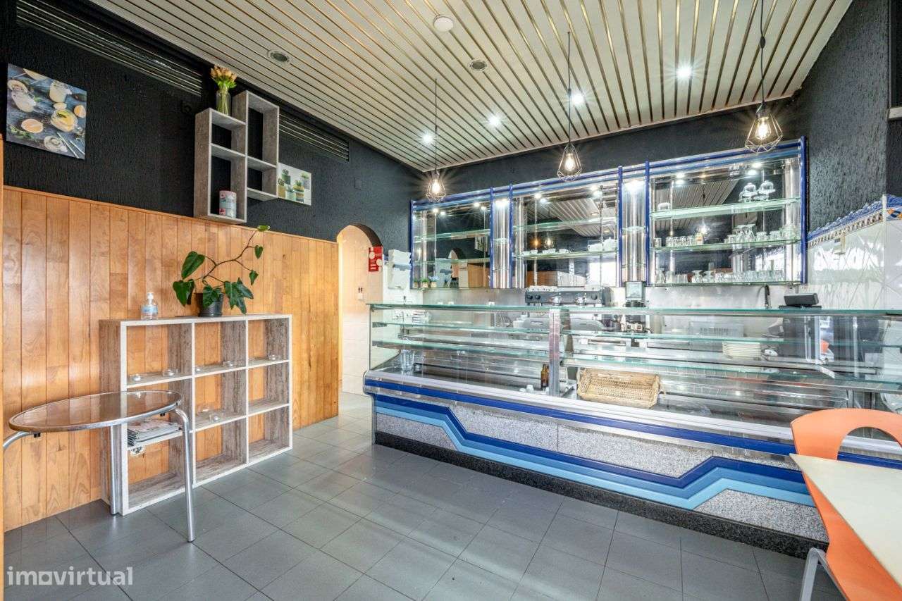 Estabelecimento comercial em Almada - Grande imagem: 3/12