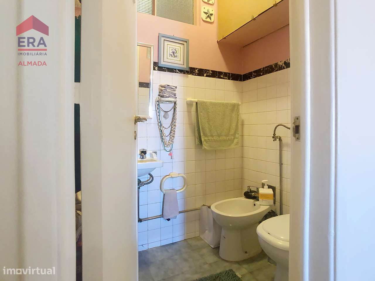 Apartamento T4 Almada-9