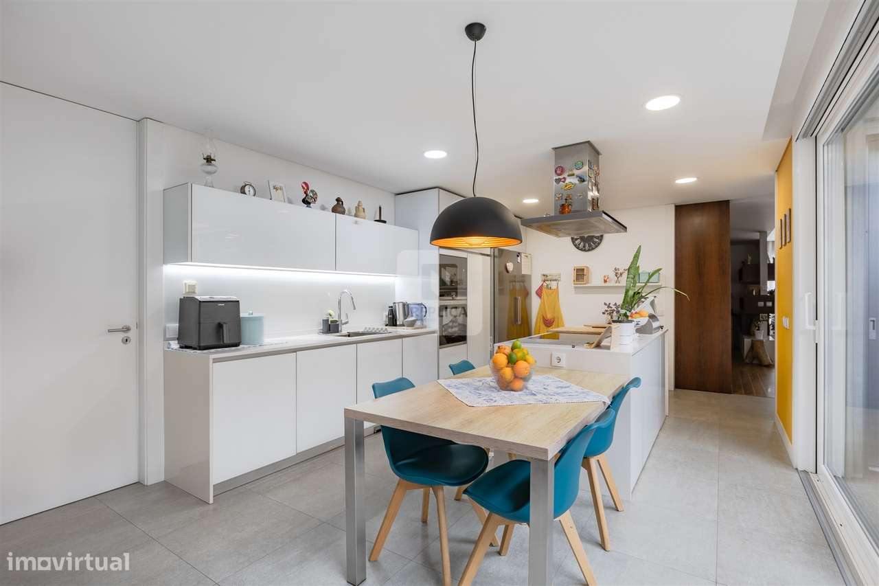 Moradia T4 Jardim e Terraço Senhora da Hora | Moradia T4 Matosinhos-9