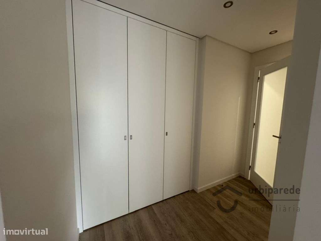 Apartamento T3 a estrear em Carcavelos-12