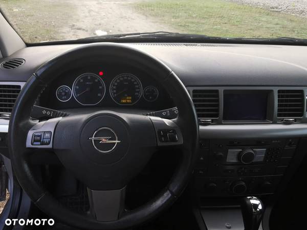 Opel Vectra 1.9 CDTI Cosmo ActiveSlelect - 17