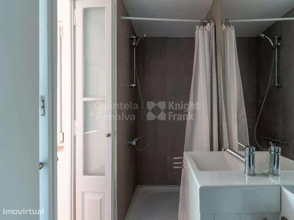 Apartamento T1 com terraço, nas Avenidas Novas-25