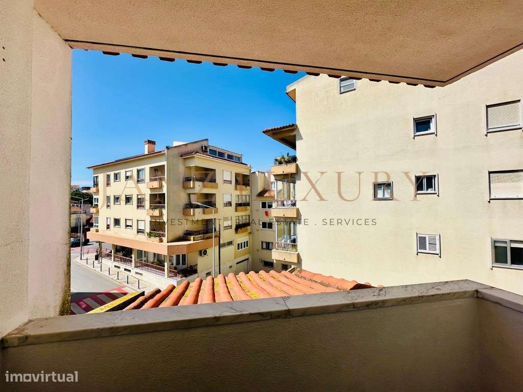 T3 com Garagem e Varanda na Parede | Oportunidade de Reabilitação-20
