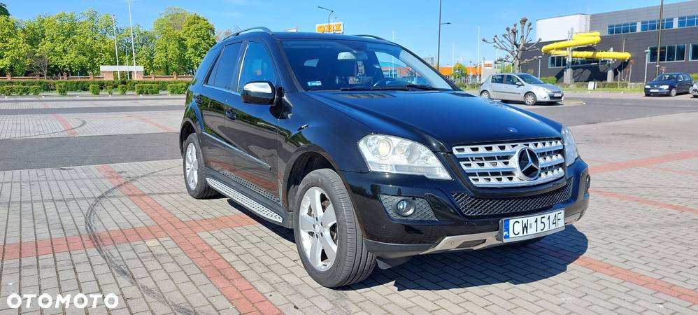 Mercedes-Benz ML - 25