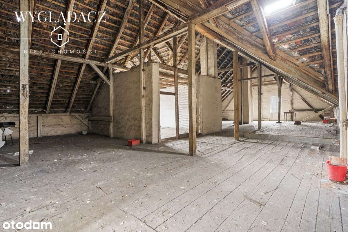 Kamienica na sprzedaż. Zabrze. 1150m2, 3 kondygnacje.-14