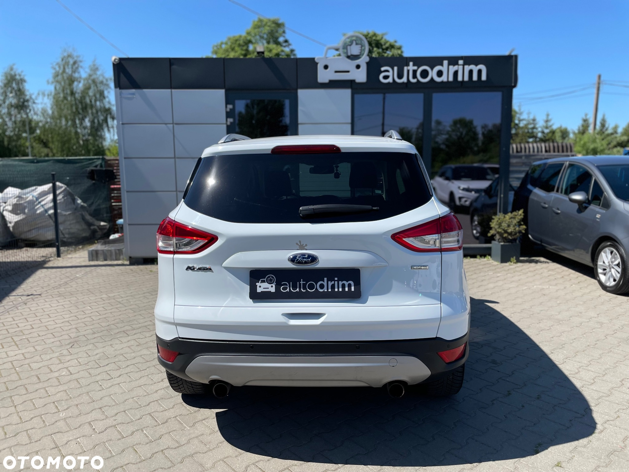 Ford Kuga 1.6 EcoBoost 2x4 Titanium - 8