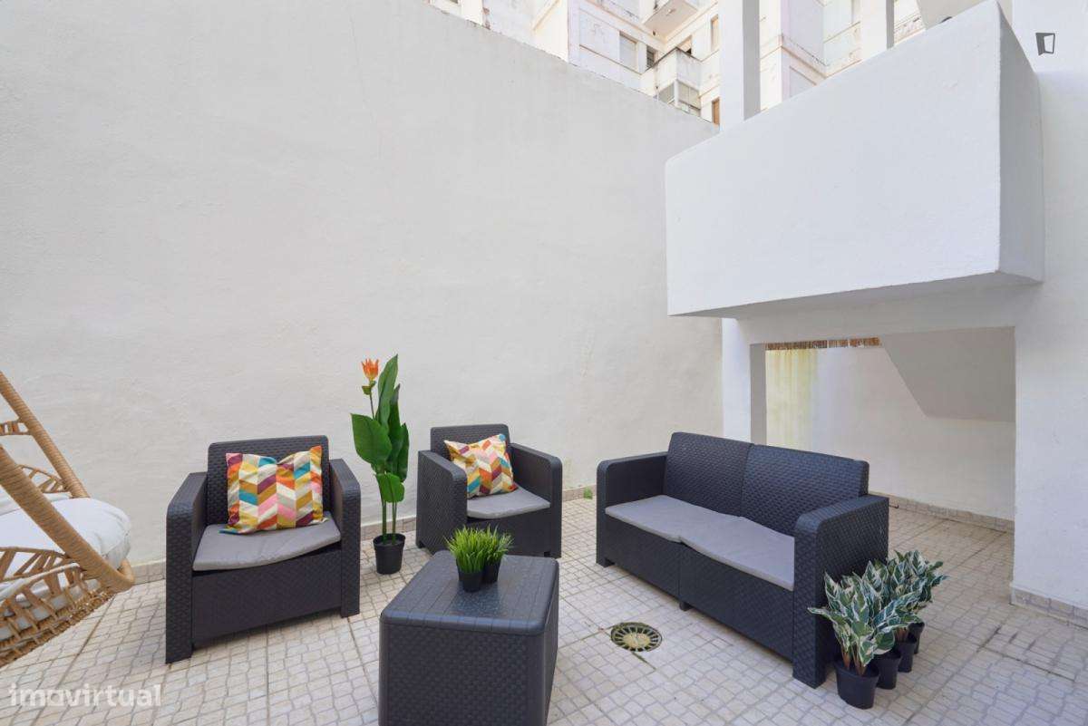 Quarto - localizado em Marquês de Pombal Lisbon - Grande imagem: 5/10