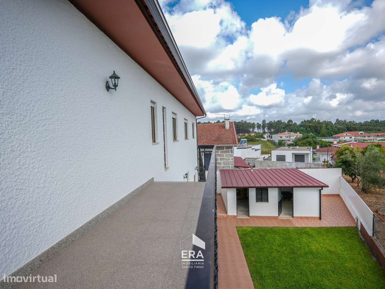 Moradia T6 em Santo Tirso-43