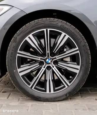 BMW Seria 3 330i xDrive - 4