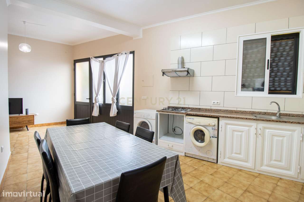 Moradia Térrea com Terraço e Vista Montanha na Madeira-7