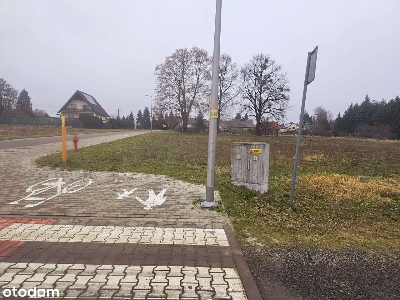 Bursztynowe Wzgórze. W pełni uzbrojona, narożna działka budowlana.-2