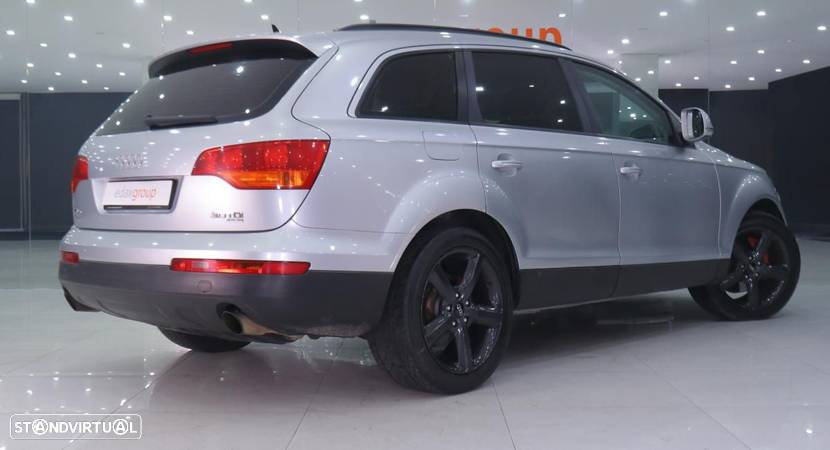 Audi Q7 3.0 TDi Tiptronic - 2