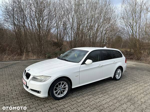 BMW Seria 3 320d - 8