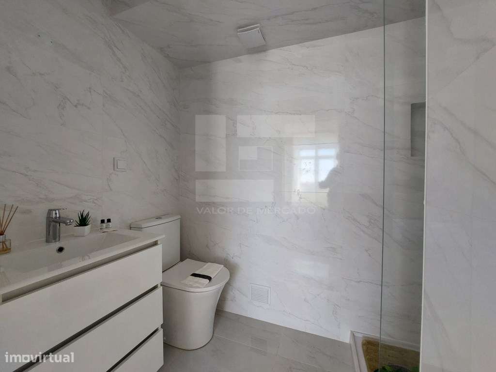 Apartamento T3 EM REMODELAÇÃO, 5º andar, Rua Engenheiro Nobre Guedes-21